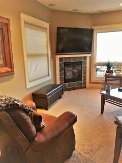 Riverfront Condo With Balcony, King Bed Str#267 - 3