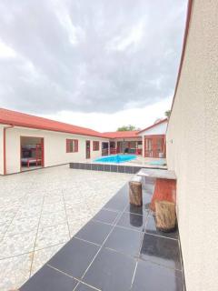 Desfrute o Paraíso com Piscina, Churrasqueira e Praia - Matinhos - 5