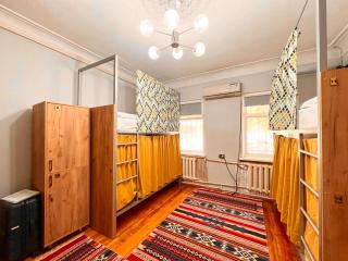 Friends Hostel Bishkek - Bisjkek - 9
