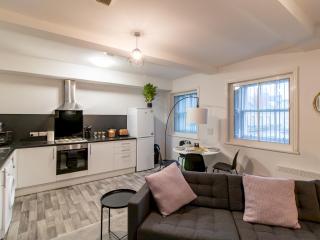 Stylish Maisonette Newcastle Pass the Keys - 7