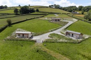 Birch Banc Retreats - Glyn-Haul, New Enc Decking - 8