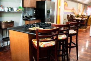 Retro-inspired Content House In Patterson Park - Baltimore - 3