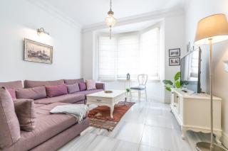 Designer 1-bdr Apartment In Trendy Neighborhood - Istanbul - 0