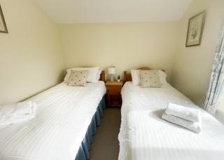 Pretty Cottage In Charming Peaceful Village - Easy Commute to Cambridge - Cambridge Homehost - Cambridge - 1