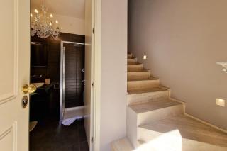 Luxury in the Center by Host Hero - 4