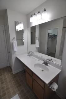 Spacious 3br Home In Quiet Neighborhood - Durham - 6