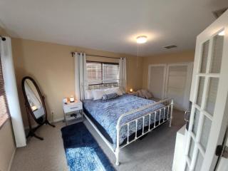 236G 2BR Apt at Crescent Lake - St Petersburg - 5