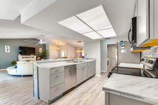 Spring Hill Home Private Pool, 9 Mi to Beach! - Spring Hill - 2