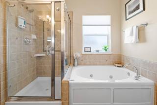 Maple Ridge by Rather Be Properties - 6