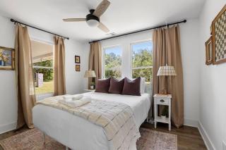 Cayce Cottage w Private Pool - Cayce - 7