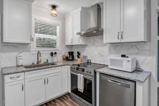 Capes Cottage - 1BR Near USC - Columbia - 6