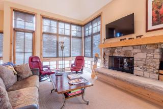 Angani Way Townhome 102 - Elkhorn Village - 4
