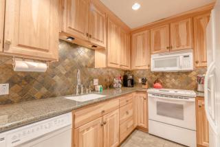 Alpine Villa Condo 24 - Ketchum - 2