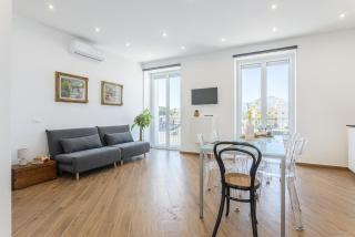 Old Port Luxury Apartments - Palermo - 4