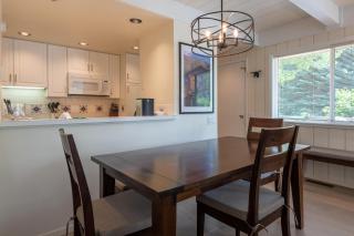 Villager Condo 1207 - 1