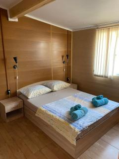 Family Hotel GLOBUS - Golden Sands - 8