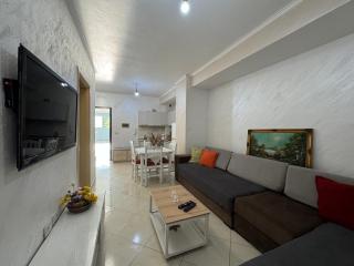 Adi's Central Apartments - Vlorë - 7