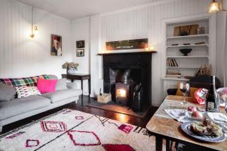 Shepherd's Cottage - 2