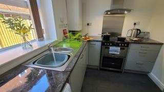 The Lodge a beautiful barn conversion with 3 ensuite bedrooms on the edge of Cannock Chase - Hednesford - 1
