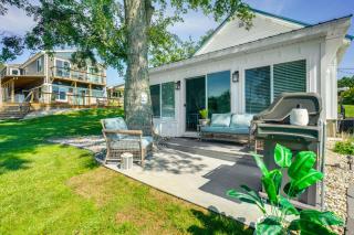 Montpelier Lake House with Deck, Dock and Fireplace! - Montpelier - 9