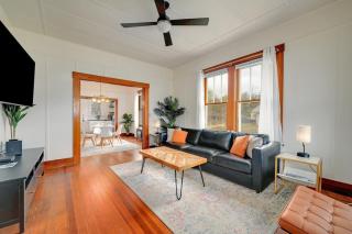 Bungalow W Hot Tub And Fp - Fredericksburg - 6