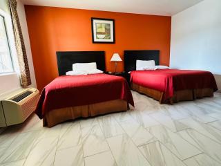 Lux Inn and Suites - 9