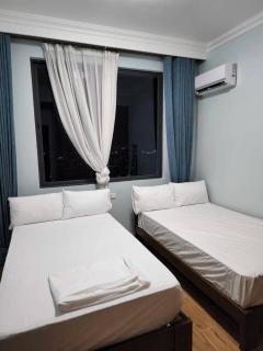 Lovely 3 Bedrooms 3 5 bath Apart with Pool and gym - 9