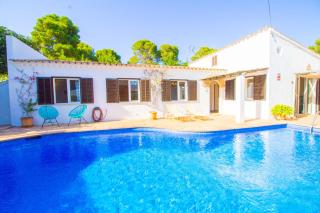 Beautiful villa near the beach - 4