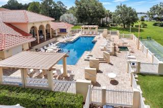 Luxurious Lakefront Retreat In Winterset - Winter Haven - 8