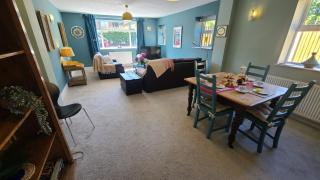 The Lodge a beautiful barn conversion with 3 ensuite bedrooms on the outskirts of Cannock - Hednesford - 2