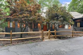 Waters Edge - Lakeside luxury in Big Canoe - Afton - 1