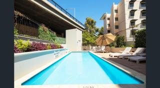 501 Sky High Cbd Style With Parkingpool - Perth - 4