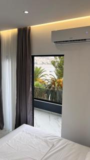 Lezet Hotel - Saranda - 1