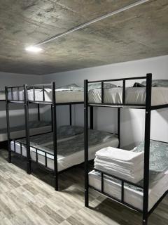 Hostel VANTA - - 3