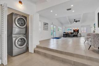 New ! Pool House 3-bedroom Home Victoria Park - Fort Lauderdale - 3