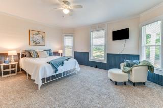 Peaceful Lenoir Home w/ Valley & Mountain Views! - 1