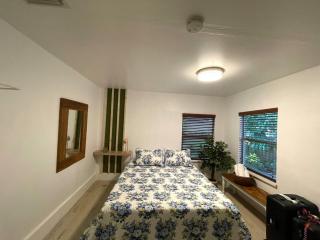 Cozy Room in the Heart of Little Havana - Miami - 2