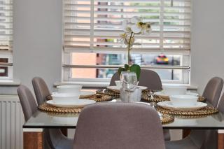 Central Leeds 3 Bedroom Flat - 6