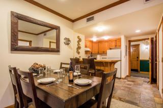 Downtown 2 Bedroom Town Lift by All Season Resorts Lodging - 7