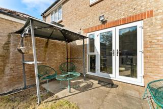 Boutique 2-Bedroom House - Garden - Parking - Chesterton - 4