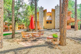 Cozy Ruidoso Condo with Deck about 2 Mi to Cedar Creek! - 8