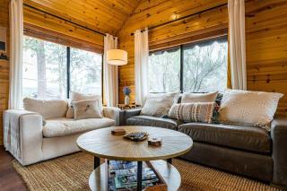 Garden Lodge Luxury Cabin Stunning Views and Hot Tub - Fawnskin - 5
