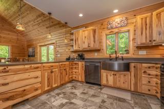 Parhelion Chalet - McHenry - 1
