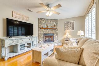 Navarre Home with Palm Tree Views about 4 Mi to Beach! - Navarre - 9
