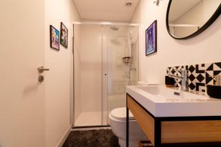 7Min to Uni Sé-Velha - AC - Work Desk - 300MBs WiFi - Coimbra - 9