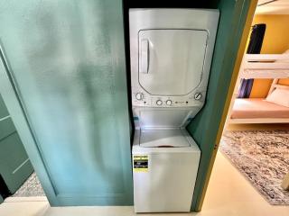 8 beds! Steps 2 Ocean Center Cowboy Pool Beach - 1