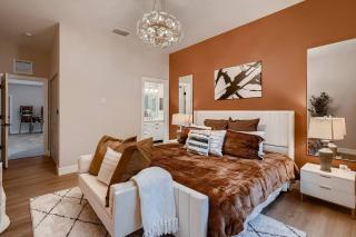 Fun & Luxury 5BR Pool Villa with Sauna, Arcade, Plunge and more! - 1