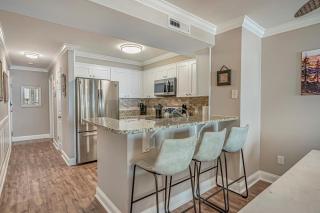 Pelican's Watch Breathtaking Ocean View Unit 210 - Myrtle Beach - 5