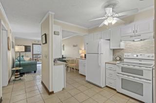 Seafarer Oceanfront Unit 107 - Myrtle Beach - 3