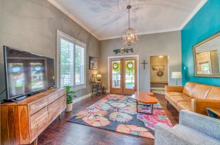 Walk to Dtwn Colorful Cañon City Home with Grill! - 4
